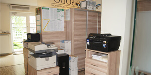 SODO-UBEZPIECZENIA biuro, widok wnętrza, urządzenia biurowe